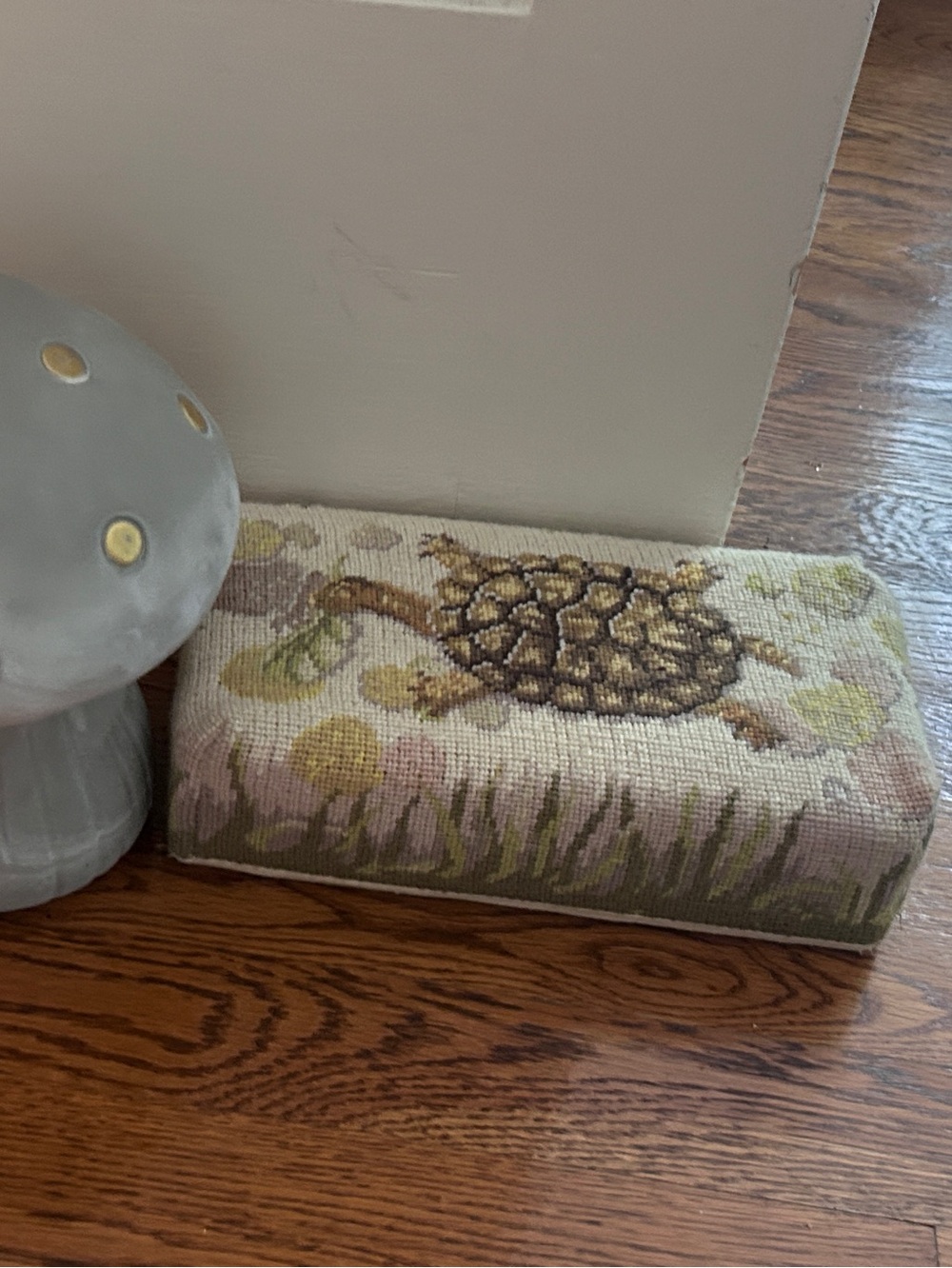 Turtle Graham Rust Design Tortoise in Foliage Needlepoint Doorstop Brick Cover - Picture 4 of 11